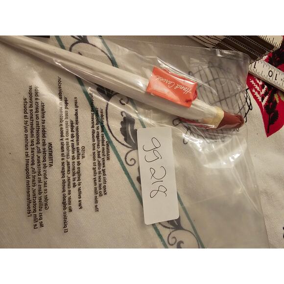 Vintage NWT Department 56 Hand Carved Pencil Santa Icicle Ornament- 7" (gg218) - Picture 6 of 6